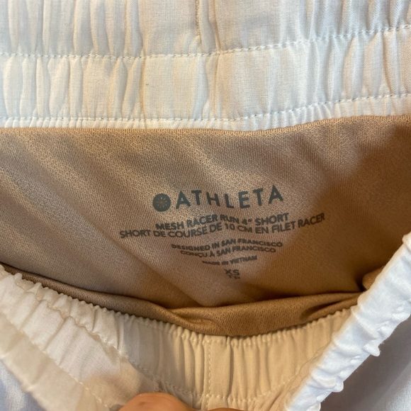 Athleta Mesh Racer Run Short  4” Inseam White Womens Size XS - Picture 3 of 8